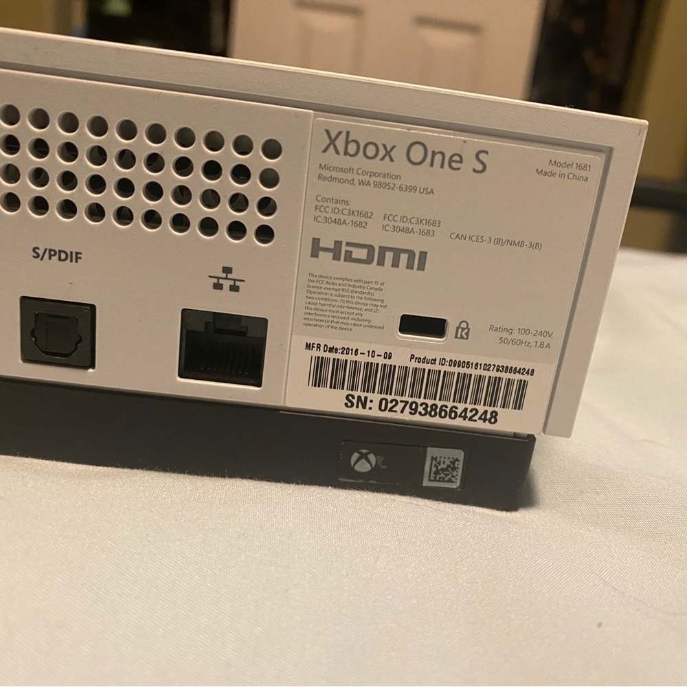 Xbox 1s with 2 controllers
